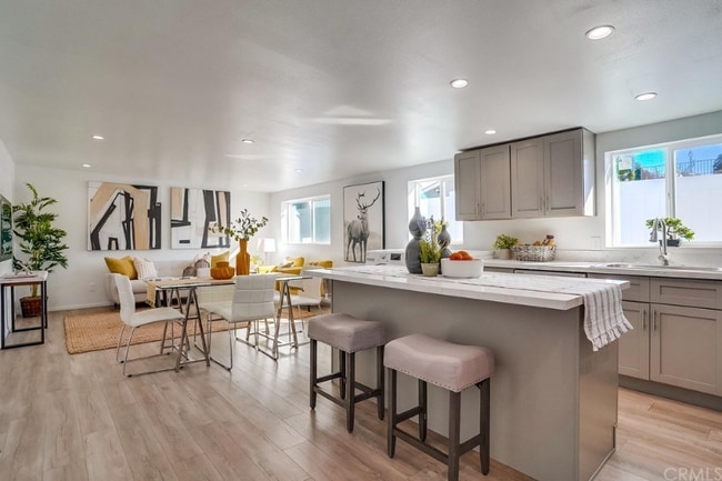 Photo - 25826 Hillworth Ave