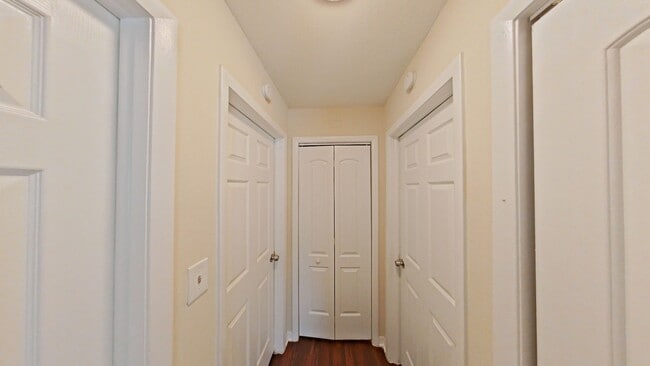 Photo - 921 E Poinsettia Ave Unit B