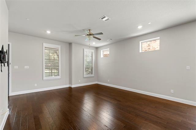 Photo - 1323 Bailey Ln