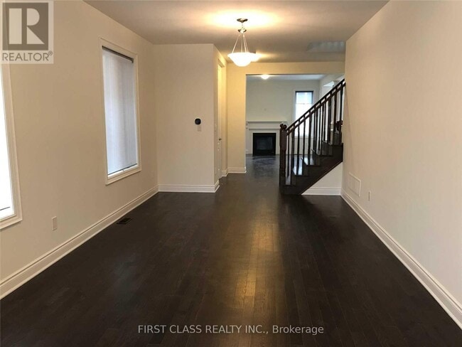 Photo - 95 Hartney Dr