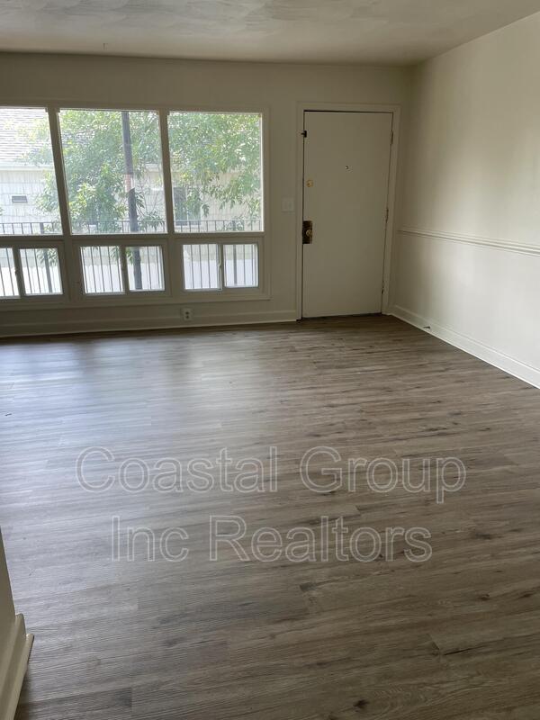 Photo - 2065 E Ocean View Ave