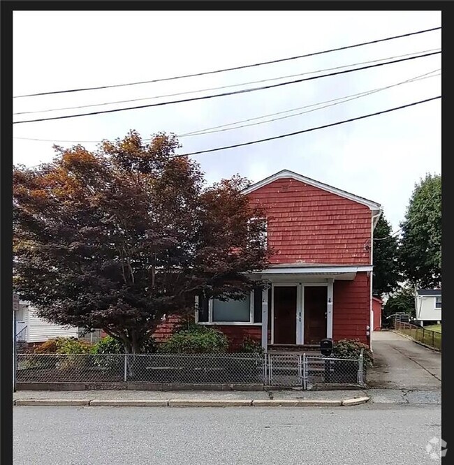 Building Photo - 14 Carpenter St Unit 1 Rental