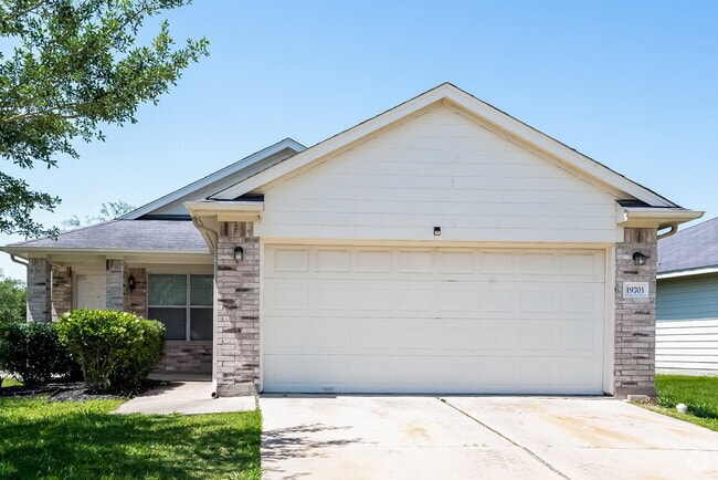 Building Photo - 19703 Byron Meadows Dr Rental