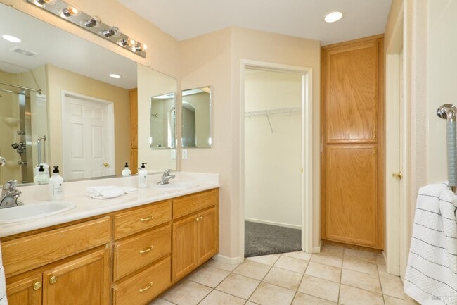 Photo - 512 Twin Pines Dr