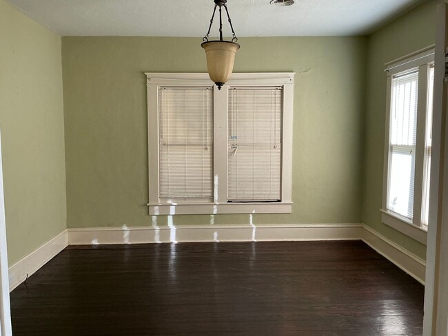 Photo - 623 N Nicholls St