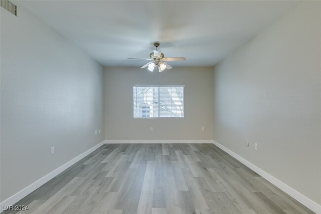 Photo - 10245 S Maryland Pkwy Condo Unit 1206