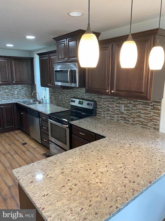 Photo - 7097 Union Deposit Rd