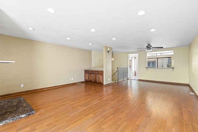 Photo - Beautiful 2Br / 2.5Ba Townhome In La Costa!! Call For Showing! 3D Tour Available!