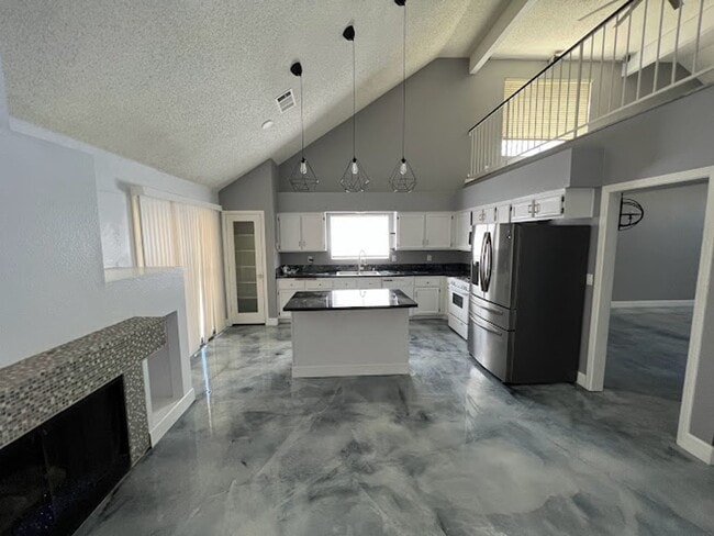 Photo - Custom 3 bedroom home with master bedroom ...