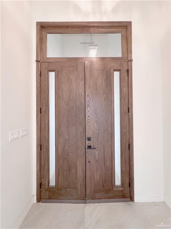 27 E Tassajara St