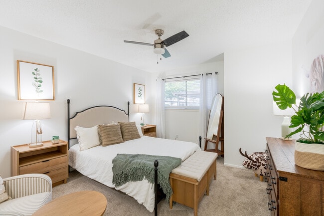 ReNew Towne Oaks