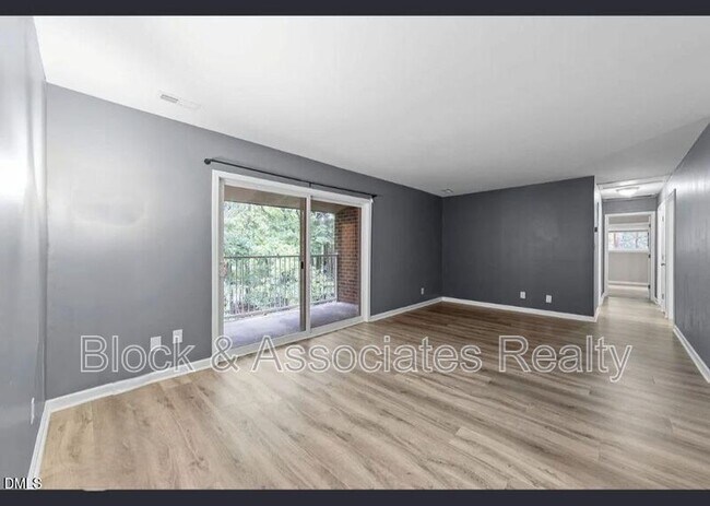 Photo - 1295 Schaub Dr Unit APT F