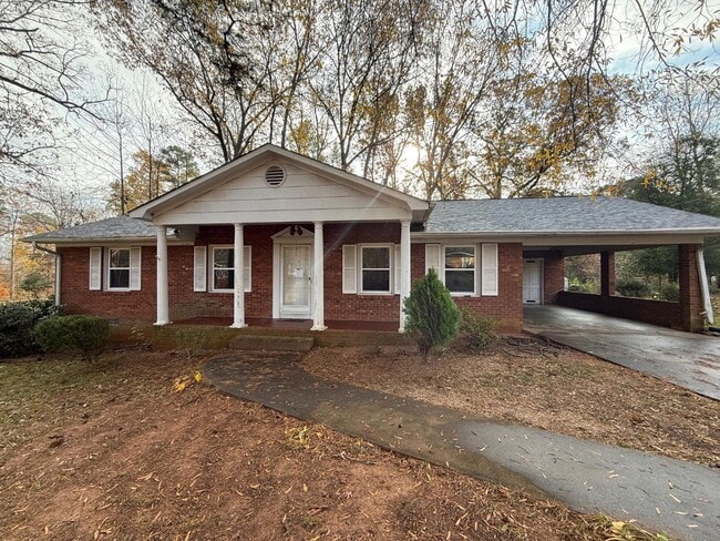 Building Photo - 16 Dearr Dr Rental