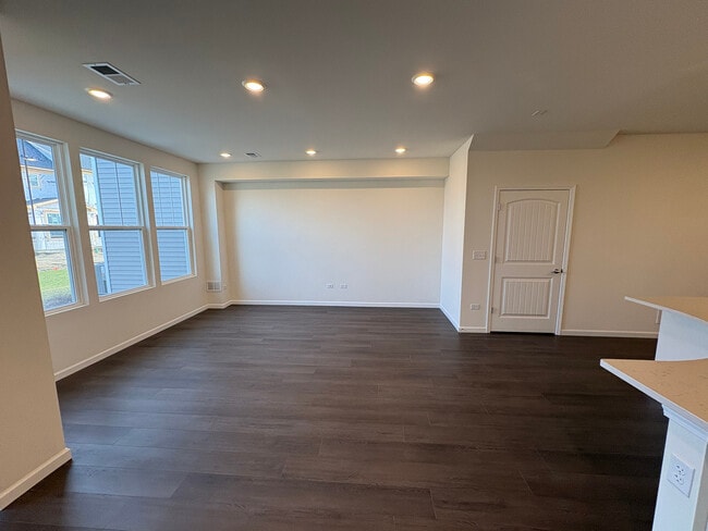 Photo - 2208 Ryegrass Ln