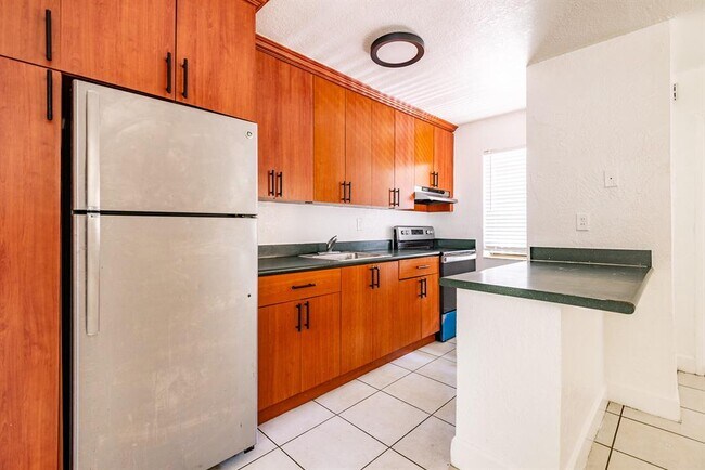 Building Photo - 4051 N Dixie Hwy Unit 20 Rental
