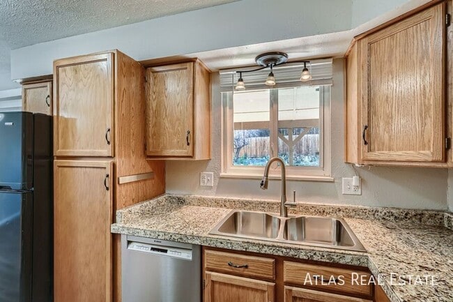 Photo - 1966 S Olathe St