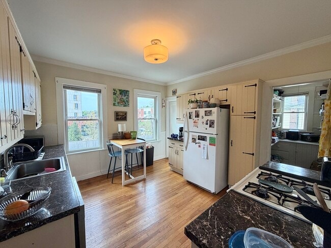 Photo - 92 Wallingford Rd Unit 2