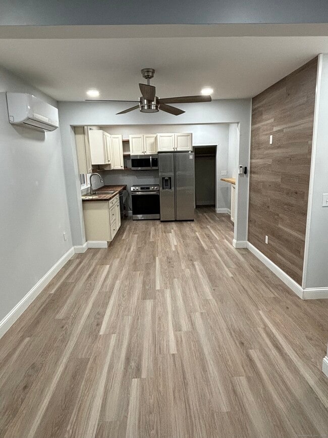 Photo - 171 Moreland Ave Unidad 1