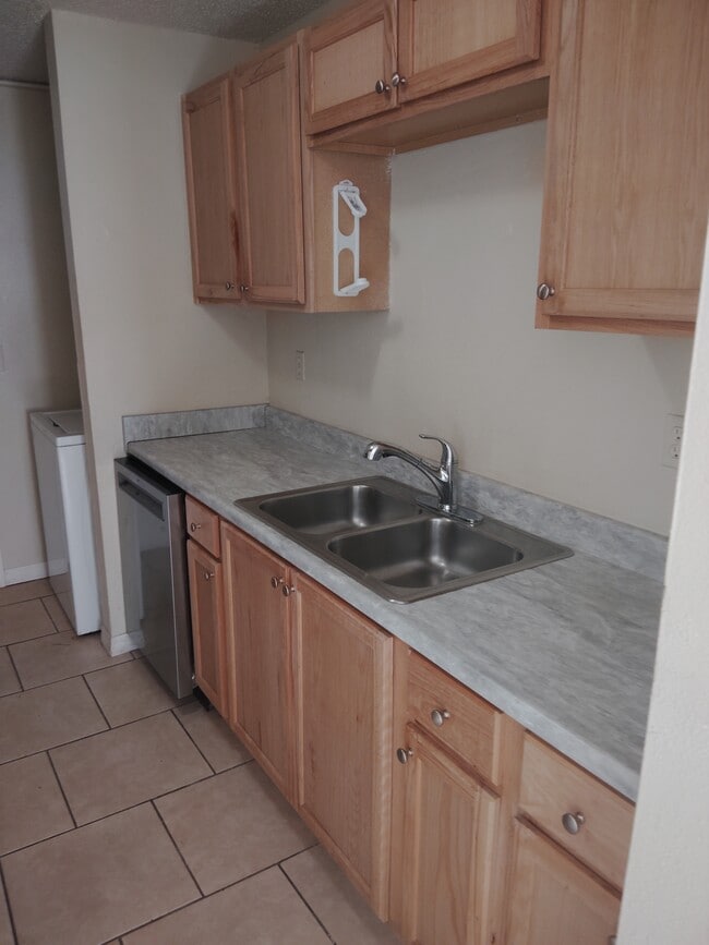 Photo - 4507 67th St W Unit A