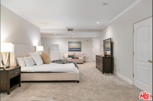 Photo - 390 S Sepulveda Blvd Unit 311