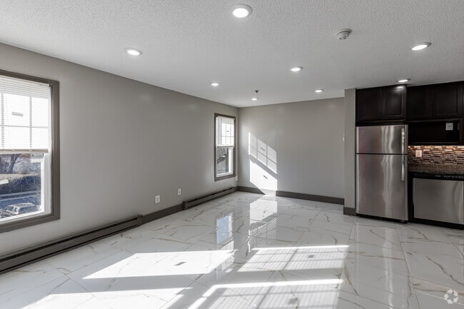2BR, 1BA - Living Room