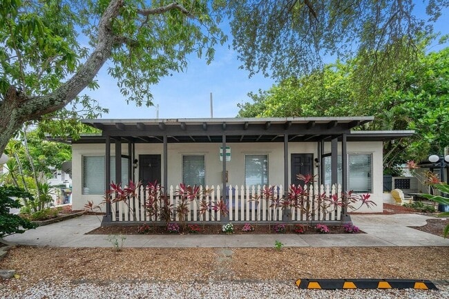 Photo - 131 S Federal Hwy Unidad 4