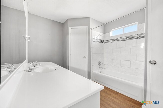 Photo - 4006 Waterproof Dr