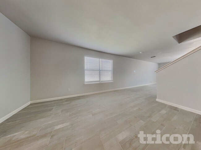 Photo - 268 Ariel Ln