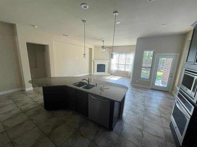 Photo - 10709 Craven St