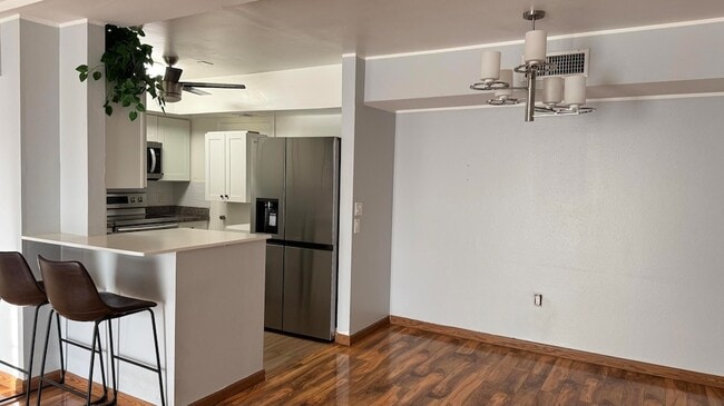 Building Photo - 3701 Jackson St Unit 409