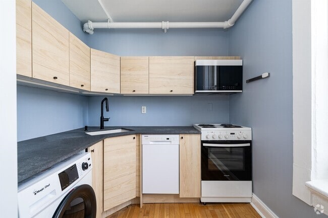 Building Photo - 235 Monroe St Unit 14 Rental