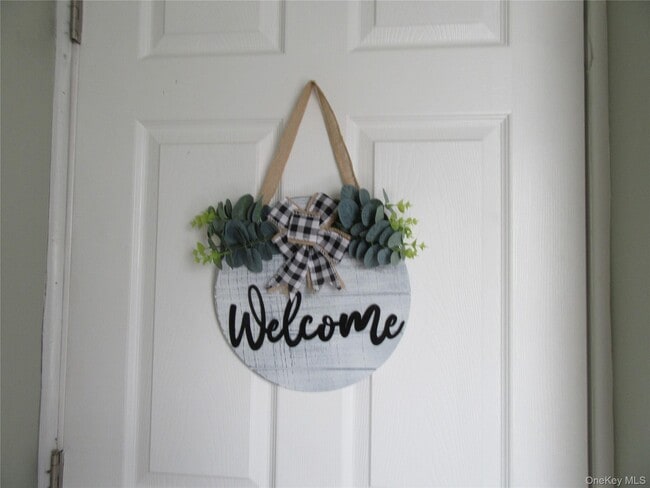 Photo - 48 E Main St