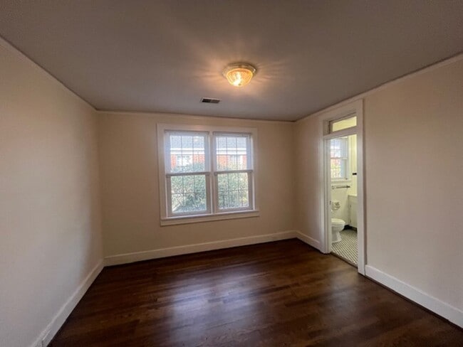 Photo - 2521-2521 Burney Dr Unit 2519