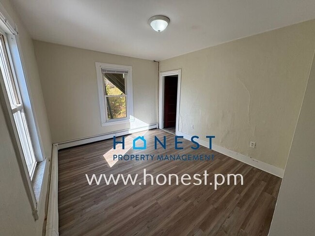 Photo - 7 Drummond St Unit 2