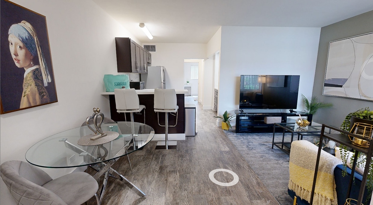 Photo - Cynthia Gardens Apartments