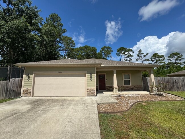 Building Photo - Newly painted home in PRIME Navarre location!