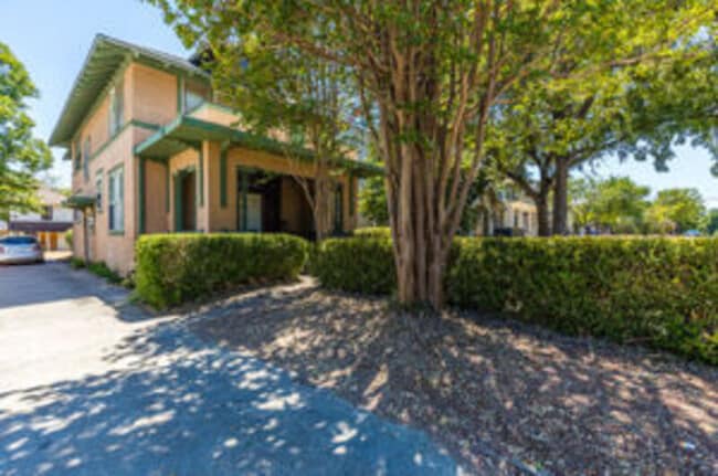 Photo - 2214 Gorman Ave