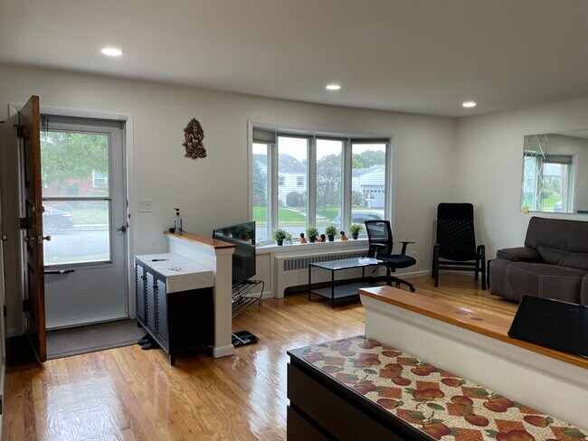 Photo - 66 Kensington Ave