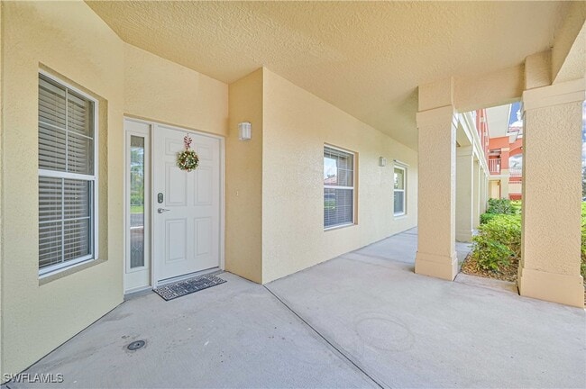 Photo - 15969 Mandolin Bay Dr Unidad 102 Rental