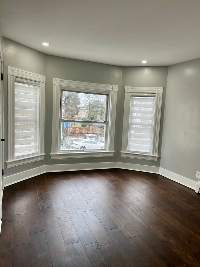 Photo - 114 Tenney St Unit 2