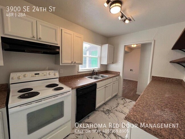 3900 SE 24th St