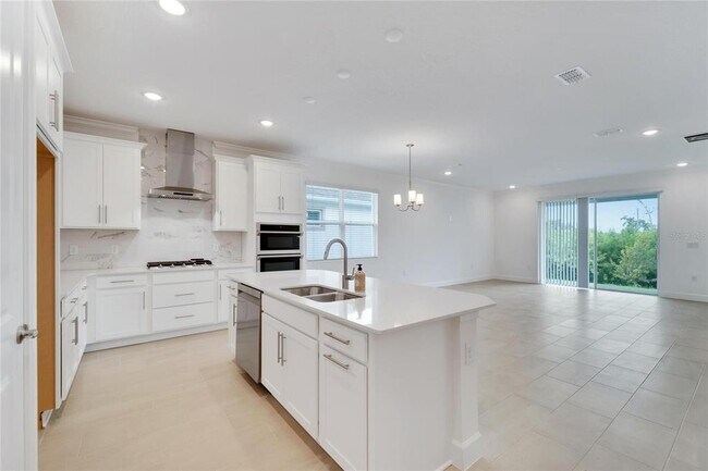 Photo - 943 Signet Dr
