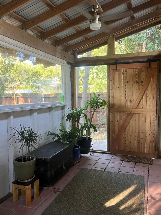 Photo - 968 Cheatham St