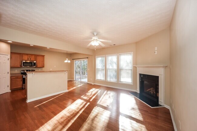 Photo - 6146 Allpoint Way