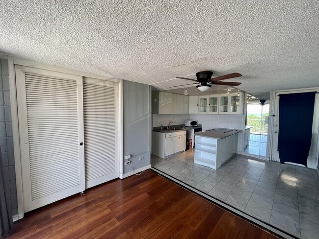 Photo - 85-003 Pokai Bay St