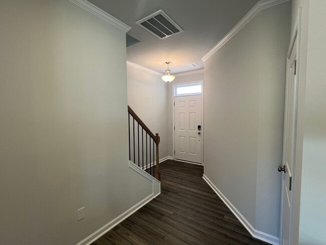 Photo - 321 Glacier Lk Dr