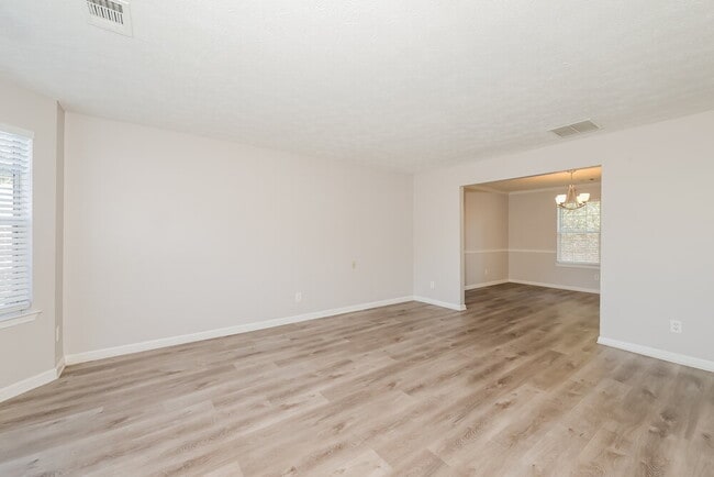 Photo - 4053 Rockmill Cove