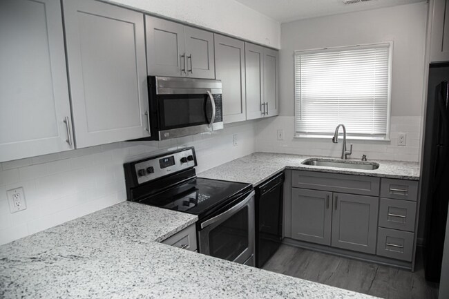 Photo - 4320 Bona Ct