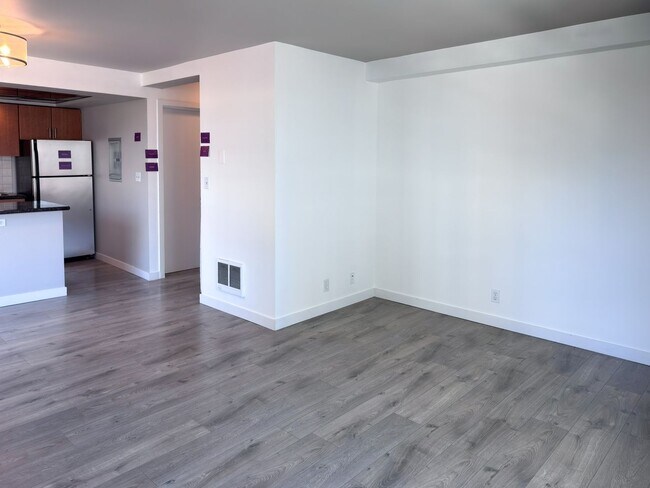 Photo - 1bd/1ba Seattle Condo Unit 701
