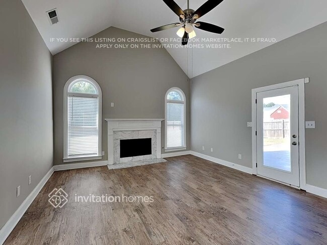 Photo - 1135 Rowanshyre Cir